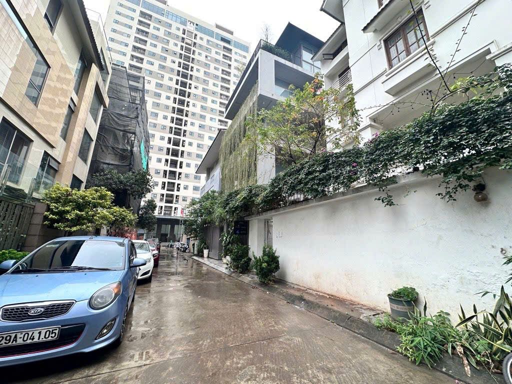 Cần bán khu nhà ở liền kề Pakexim 1 Phú Thượng, DT 120m